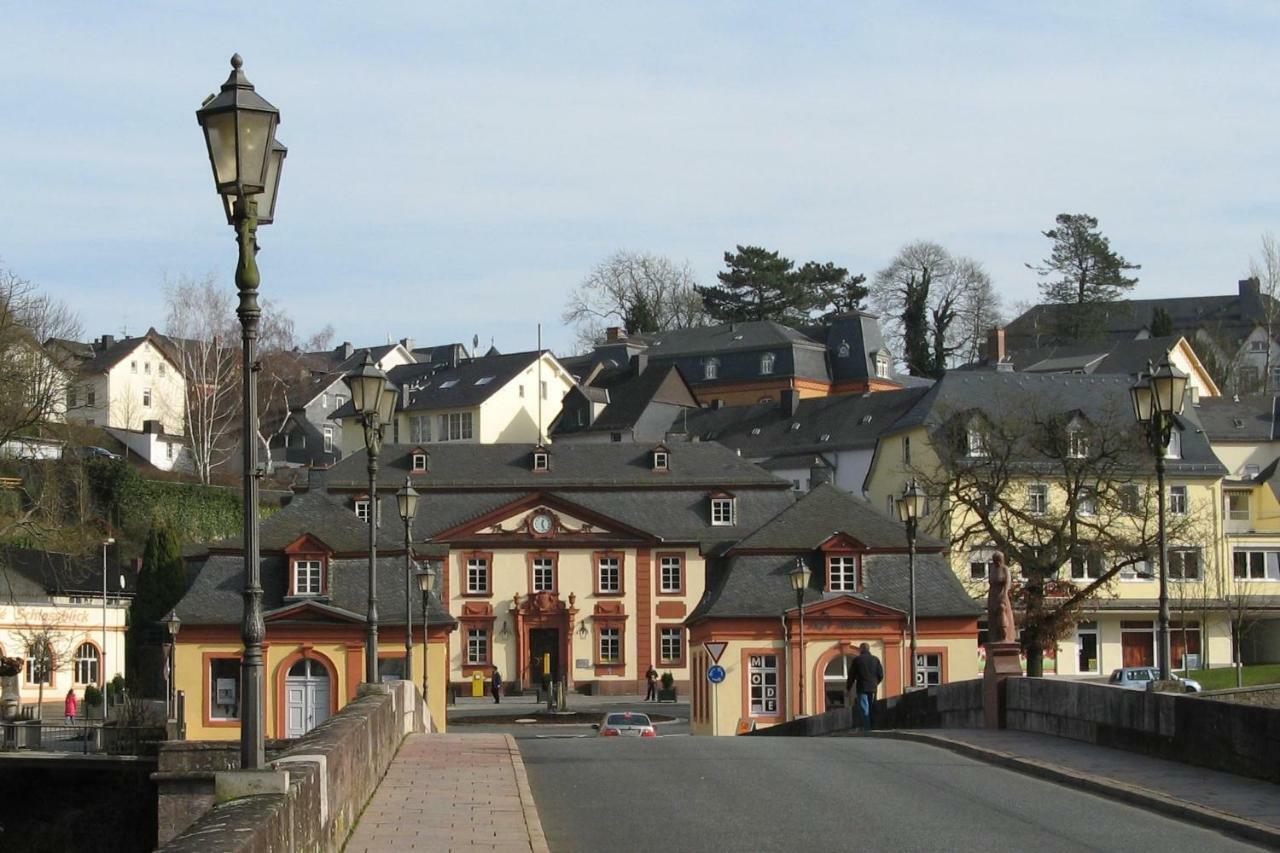 Hotel Lahnblick Weilburg Buitenkant foto